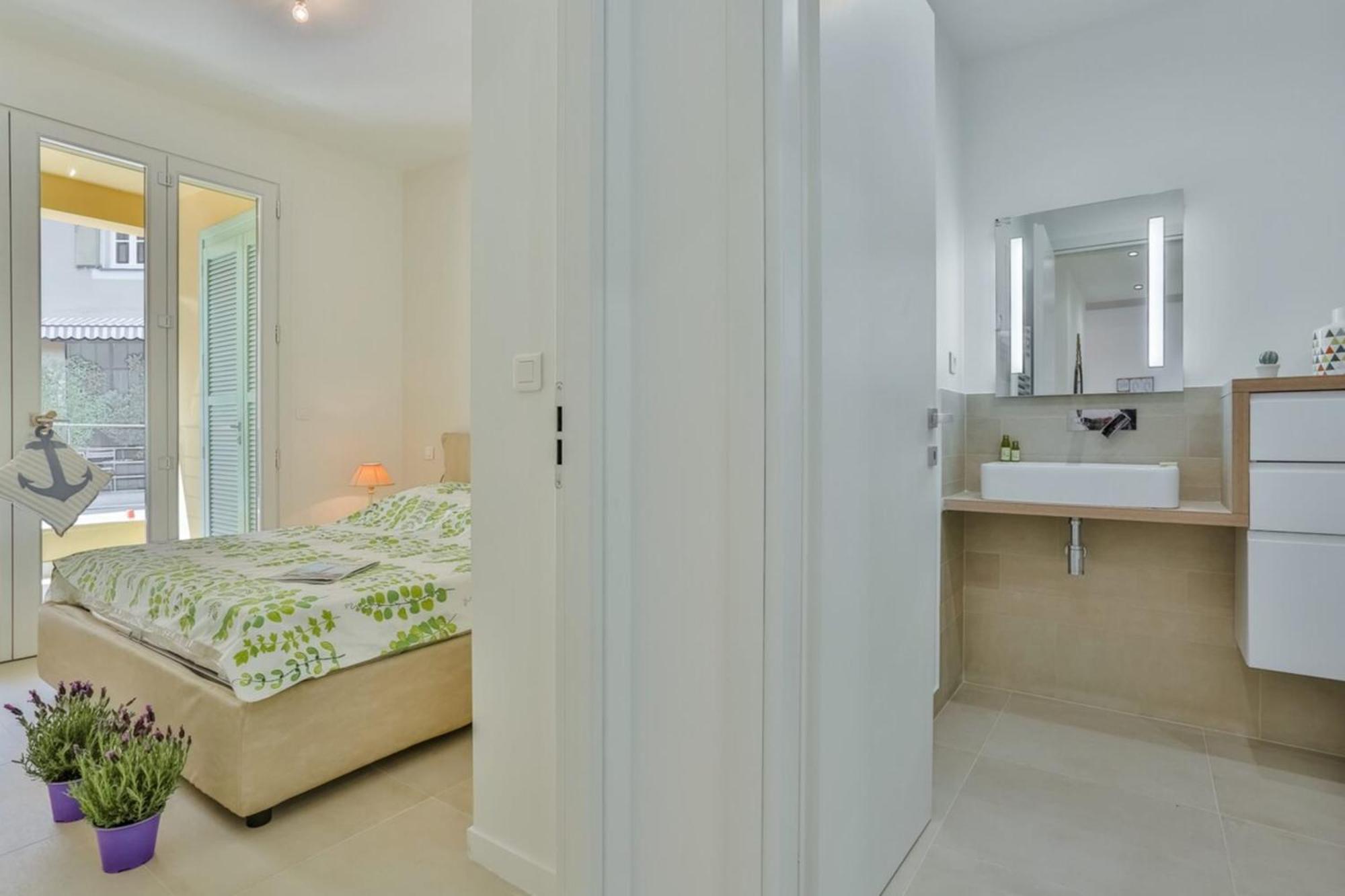 Апартаменты France 82 Tp -1 Min From The Sea - Terrace - Parking Ницца Экстерьер фото